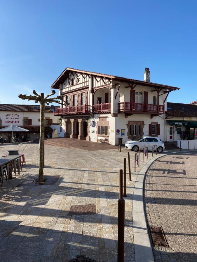 Chambre D'Hote Cosy Hiriburu Saint-Pierre-dʼIrube Exteriör bild