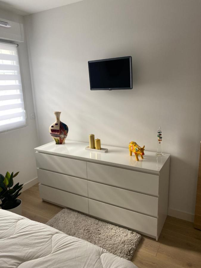 Chambre D'Hote Cosy Hiriburu Saint-Pierre-dʼIrube Exteriör bild